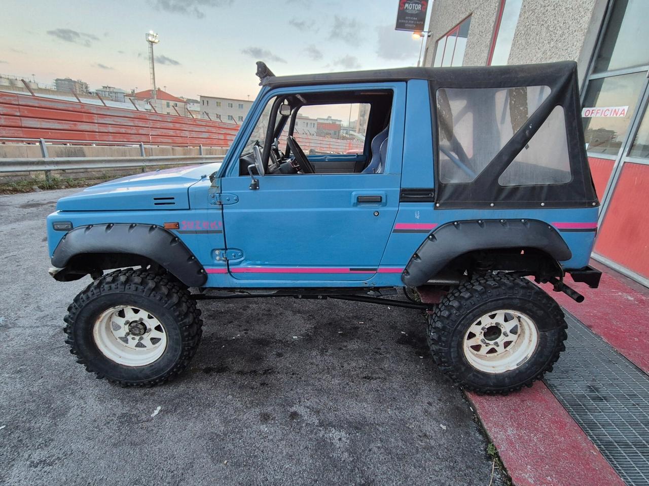 Suzuki SJ Samurai SJ413 Cabriolet De Luxe