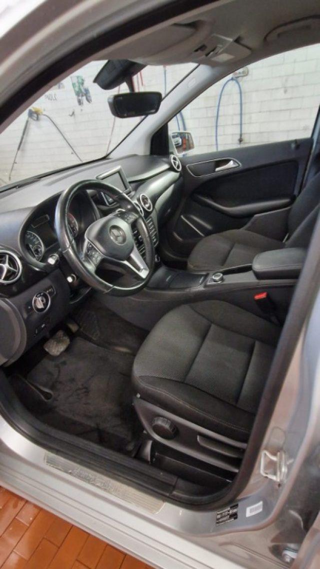MERCEDES-BENZ B 180 CDI Automatic Executive