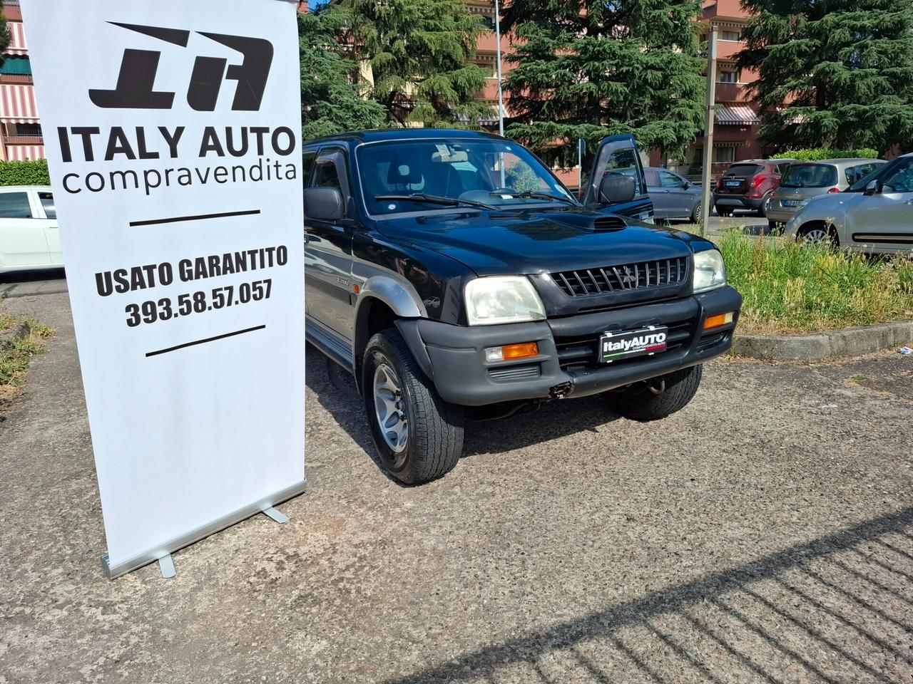 Mitsubishi L200 2.5 TDI 4WD Club Cab Pick-up GLS
