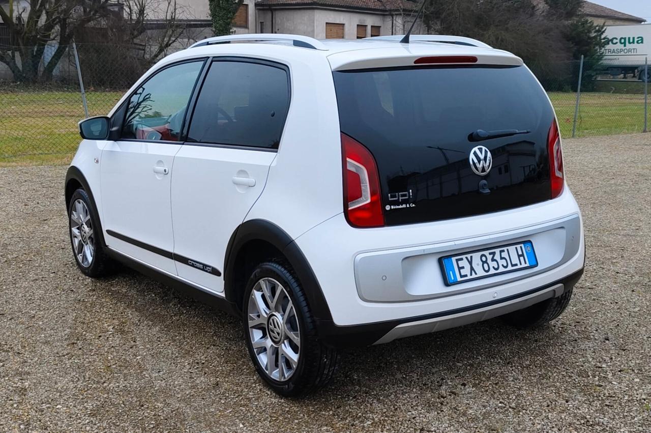 Volkswagen up! 1.0 75 CV 5p. cross