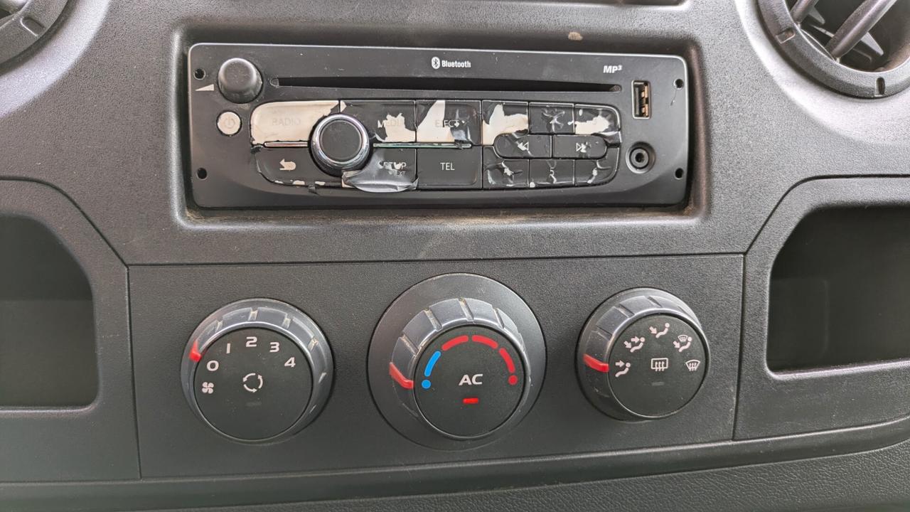 Renault Master T35 2.3 dCi RIBALTABILE CASS. MEDIO