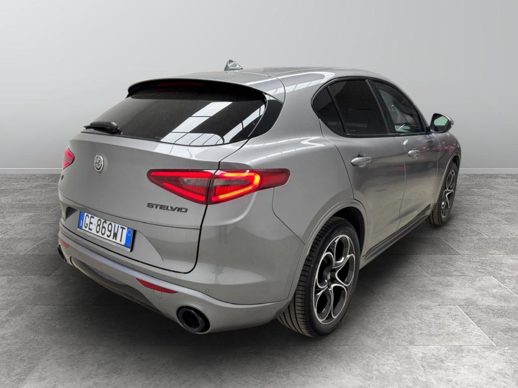 ALFA ROMEO Stelvio 2017 - Stelvio 2.2 t Lusso Q4 210cv auto