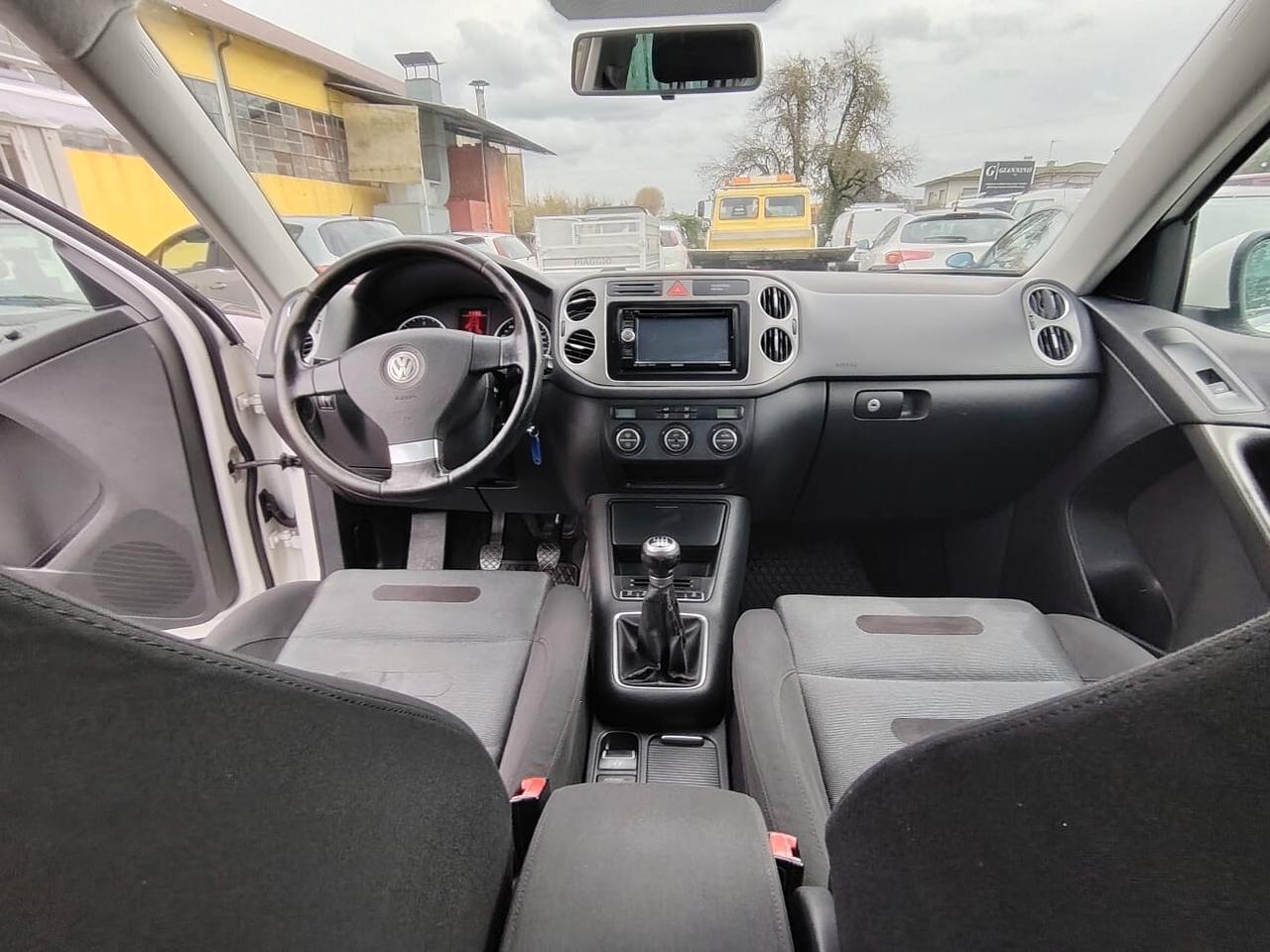 Volkswagen Tiguan 2.0 TDI 170 CV DPF Sport & Style (18°)