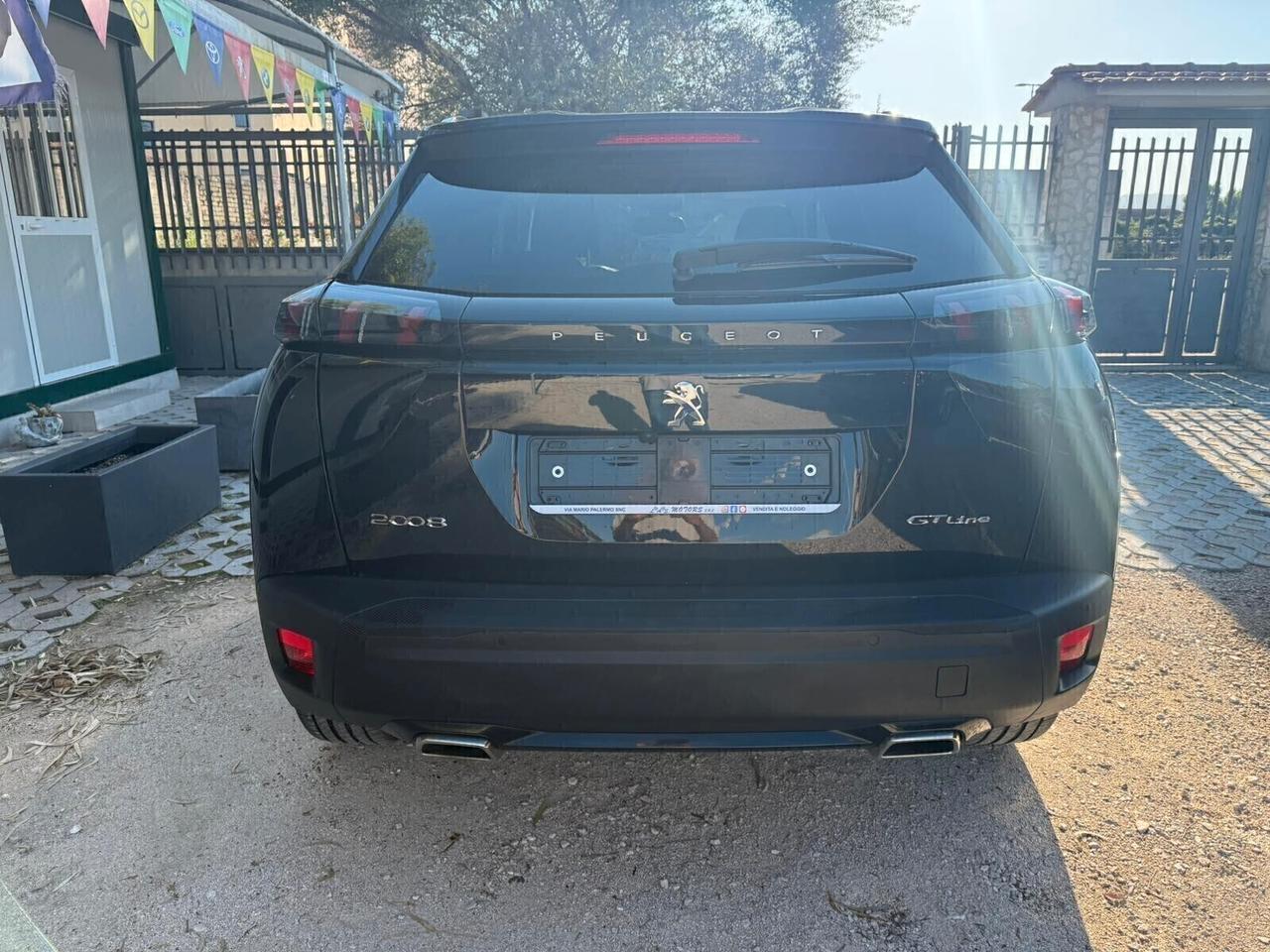 Peugeot 2008 PureTech 155 S&S EAT8 GT