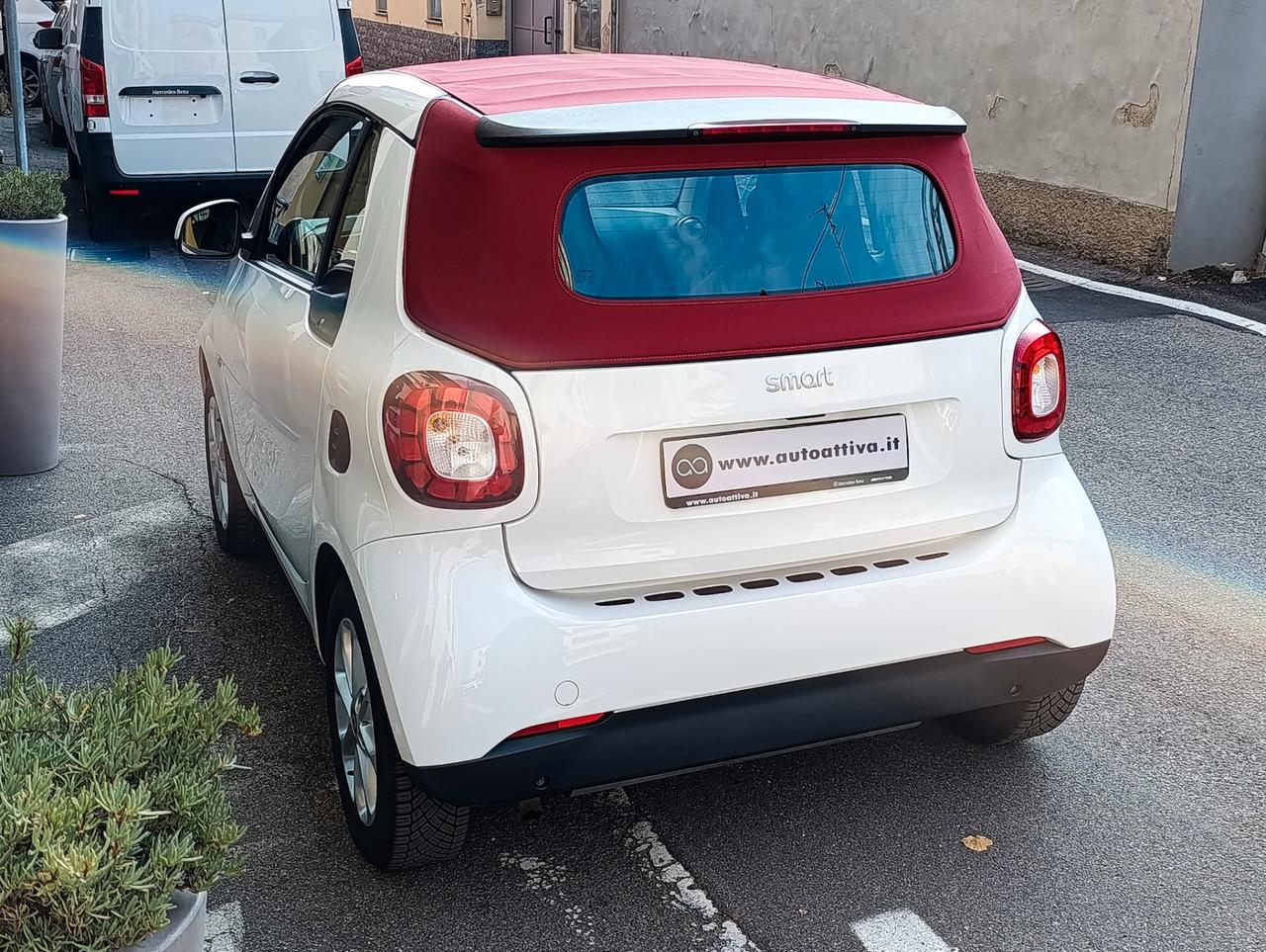 Smart ForTwo 70 1.0 twinamic cabrio Capote Rossa