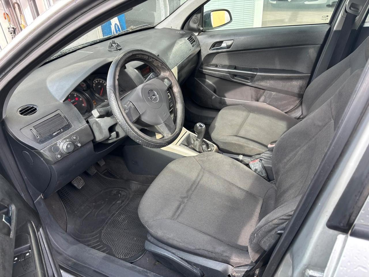 Opel Astra 1.7 CDTI 101CV 5 porte Enjoy