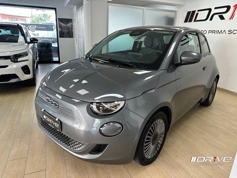 FIAT 500 500e Berlina 42 kWh