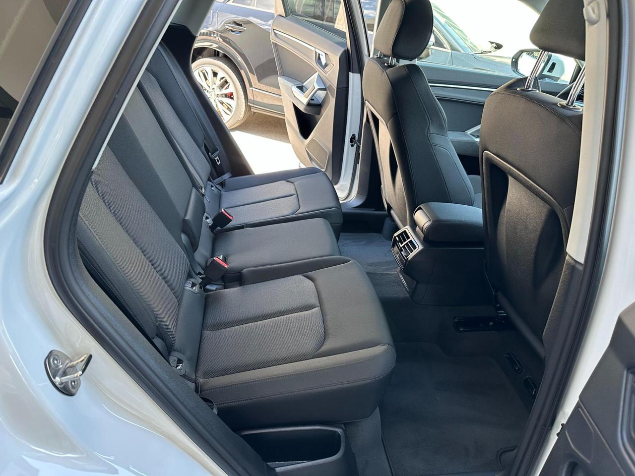 Audi Q3 35 2.0 tdi S line edition s-tronic