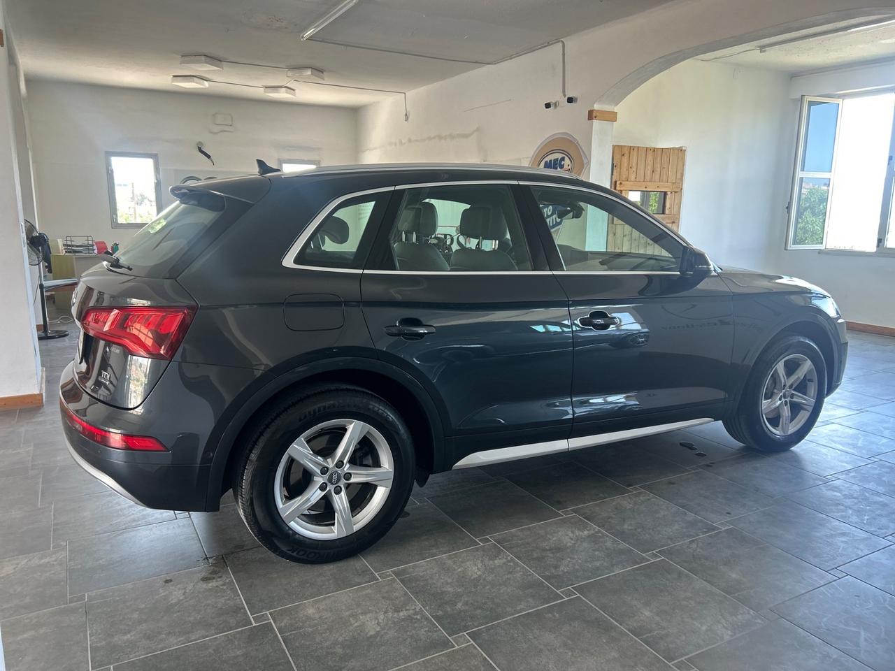 Audi Q5 2.0 TDI 190 CV quattro S tronic Business Sport