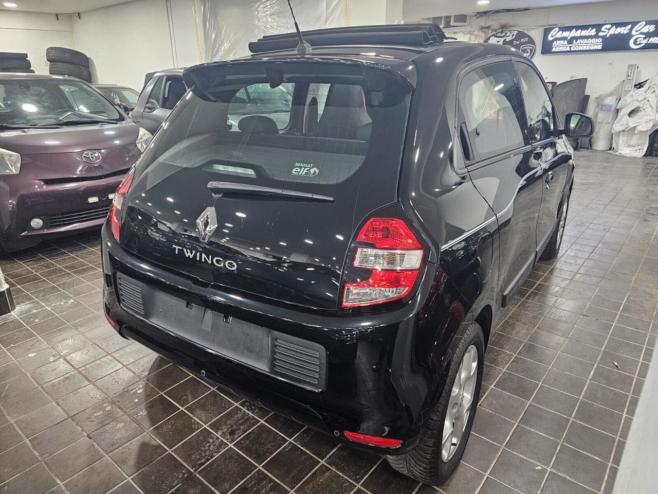 NUOVA RENAULT TWINGO ENERGY INTENS SCe 1.0 BENZ 65CV. GARANZIA UFFICIALE RENAULT. AUTO COME NUOVA.