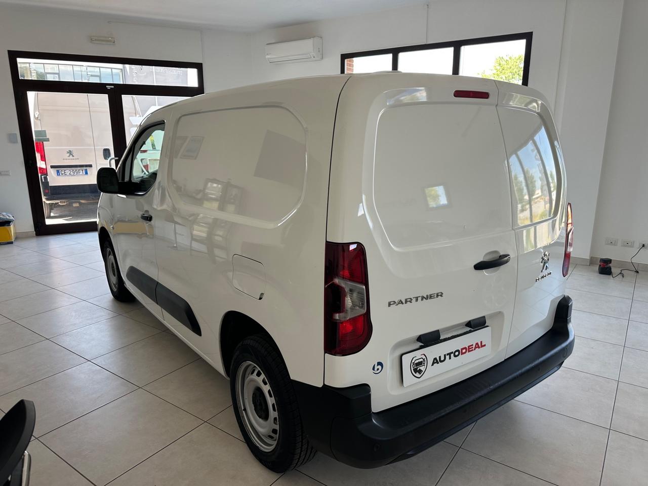 Peugeot Partner 1.5 Hdi 100CV 3 POSTI