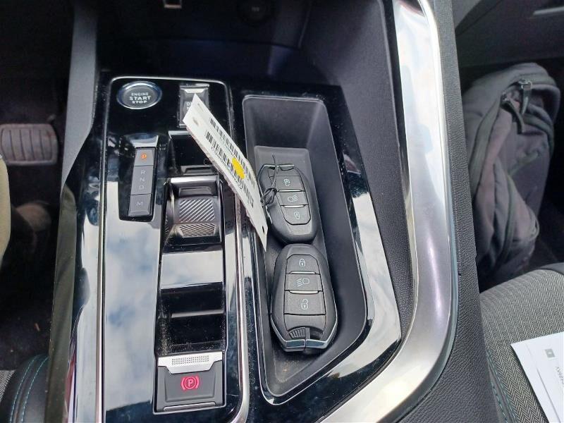 Peugeot 3008 II Allure Pack 1.5 Blue HDI Automatico Neopatentati