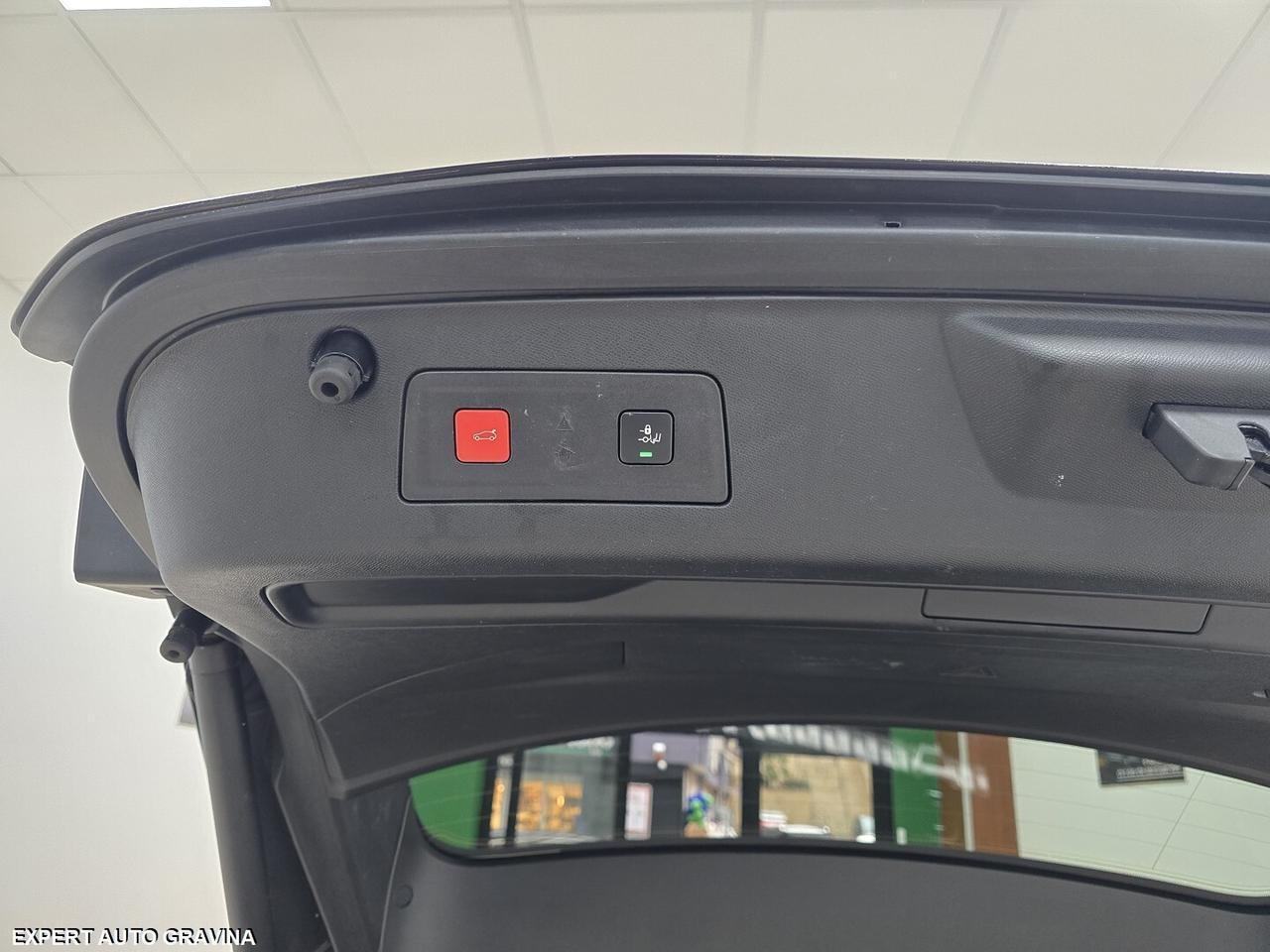 PEUGEOT 508sw 225cv HYBRID PLUG-IN GT LINE INTROVA