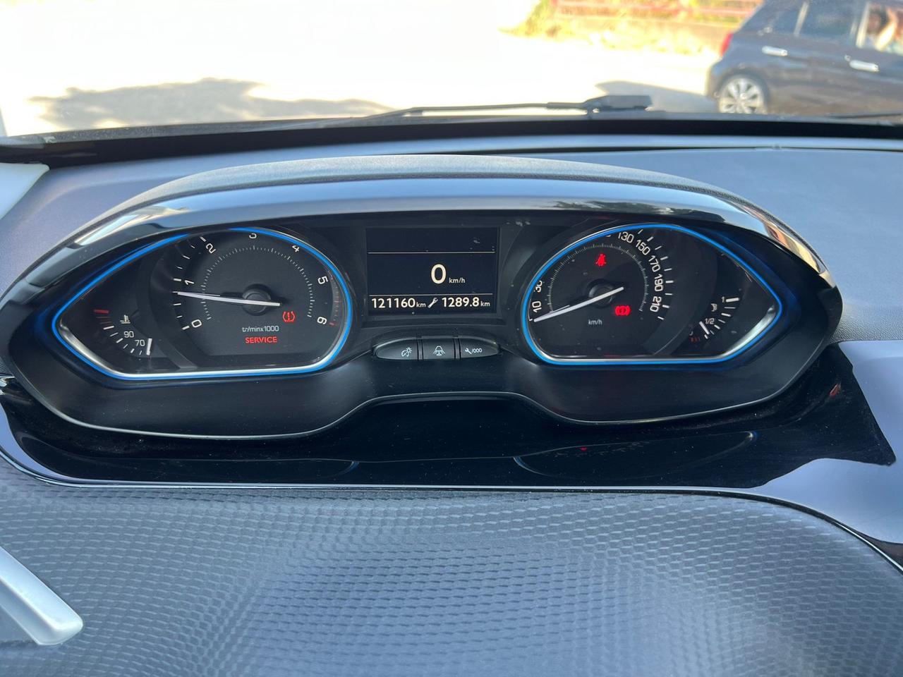 Peugeot 2008 1.6 e-HDi 92 CV Stop&Start Allure