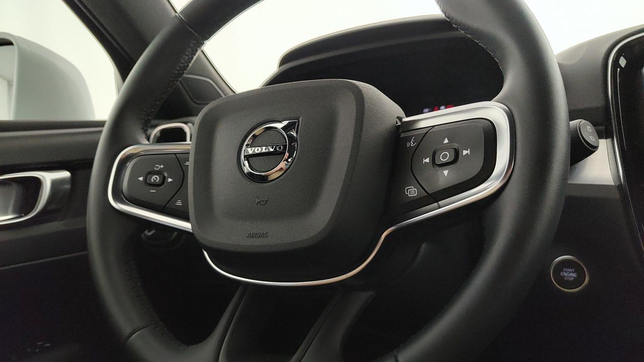 VOLVO XC40 2.0 b3 Core auto