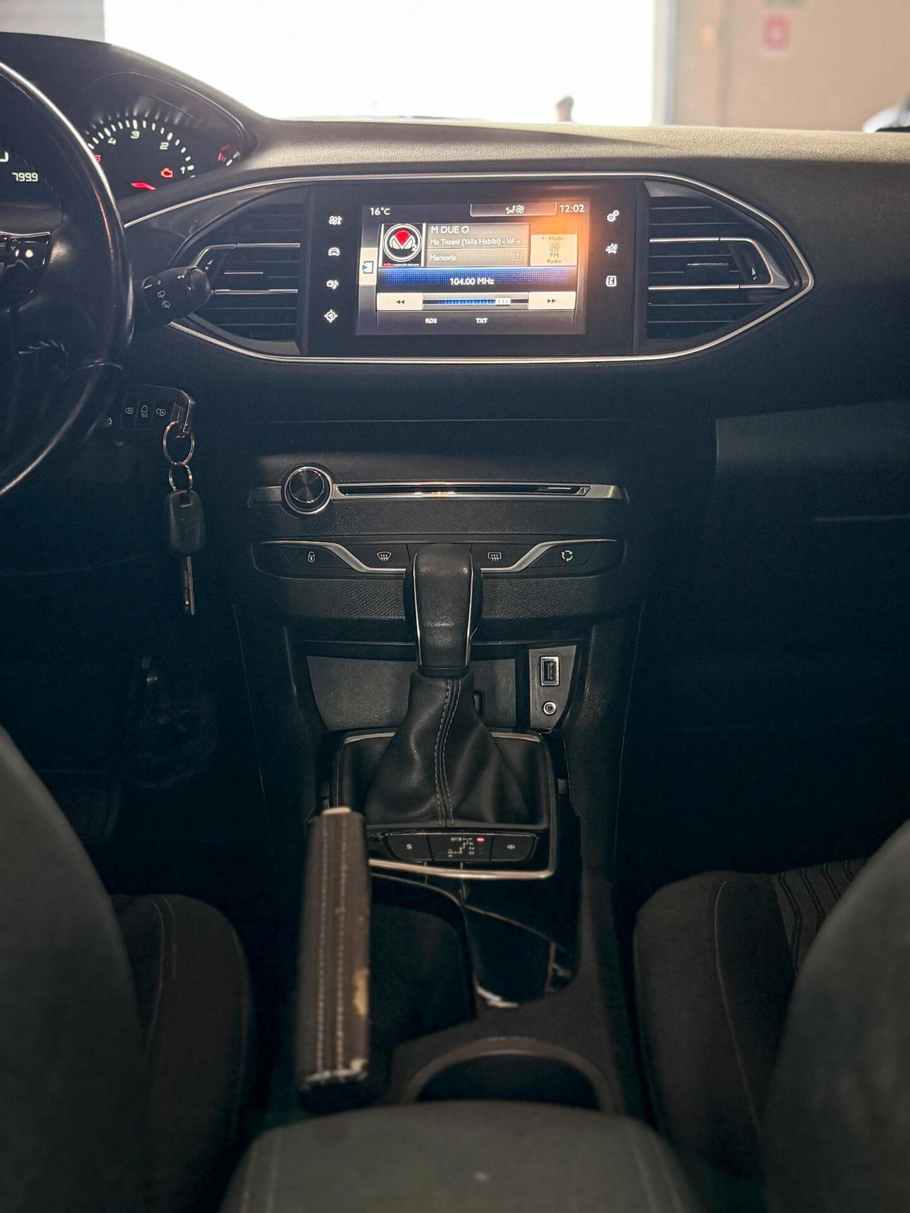 Peugeot 308 BlueHDi 120 S&S SW Active