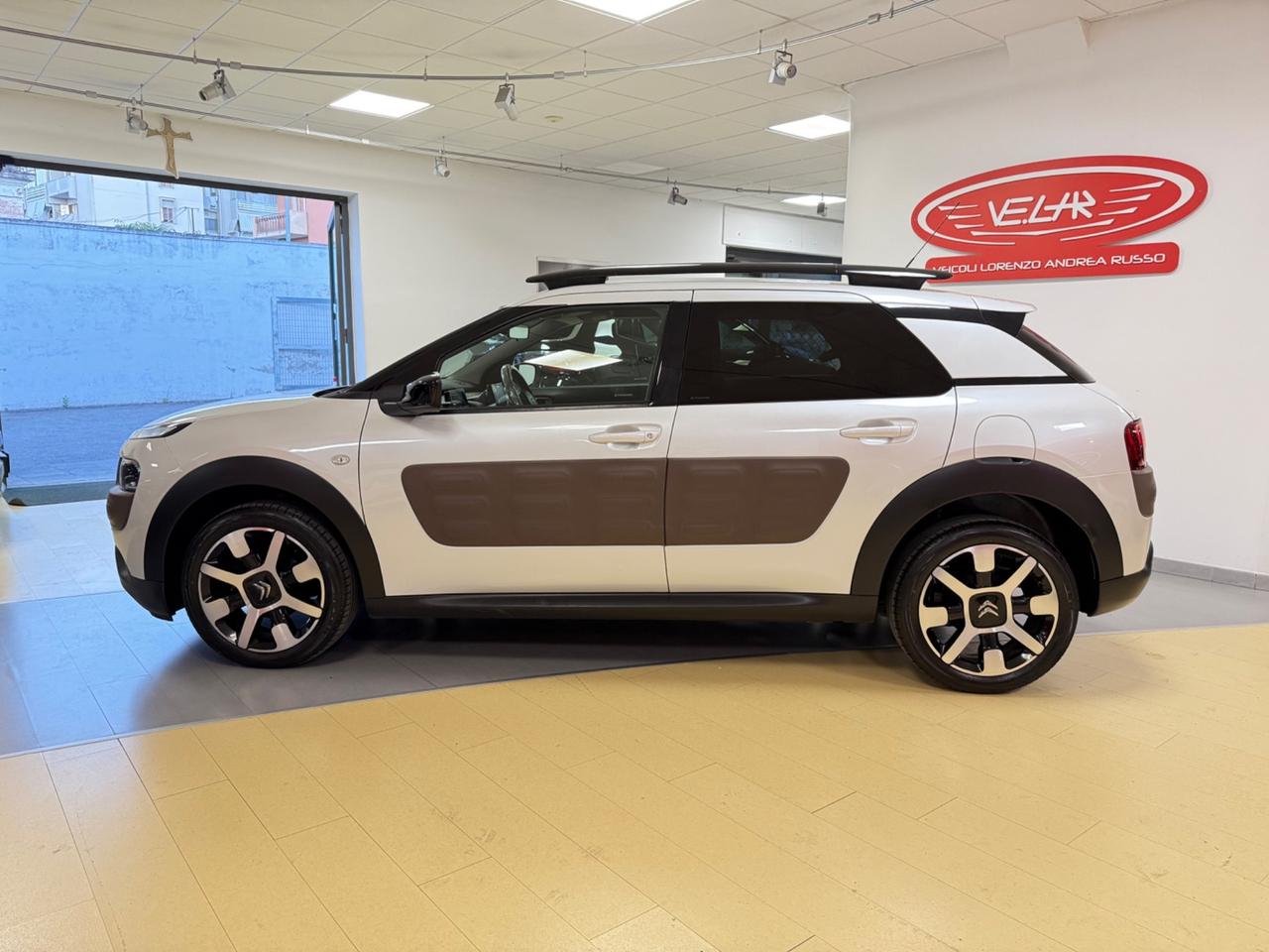 Citroen C4 Cactus 1.6 Hdi Shine NAVI LED CAMERA