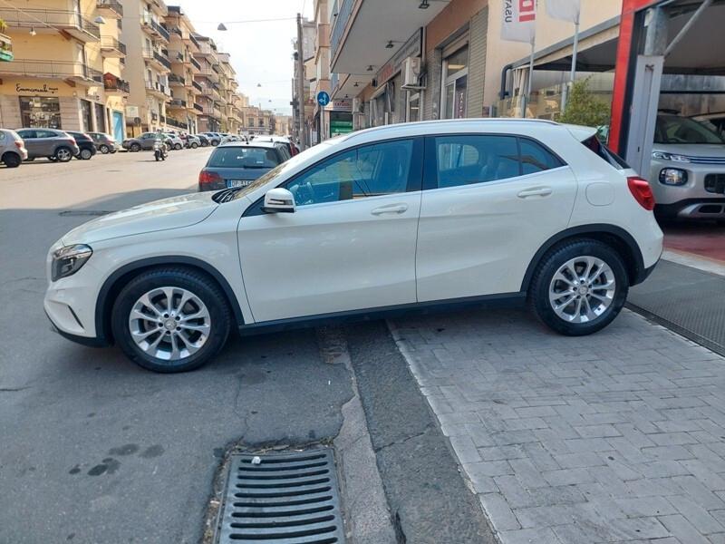 Mercedes-benz GLA 200 GLA 200 CDI Automatic Sport