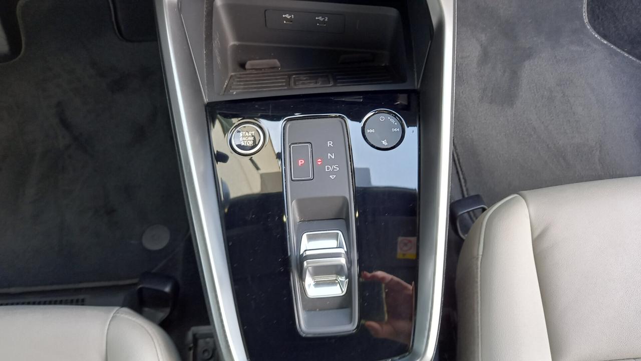 Audi A3 SPB 35 TFSI S tronic Business Advanced