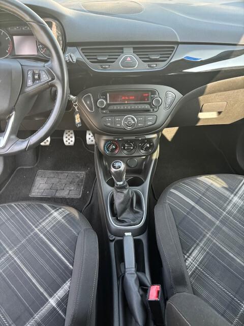 Opel Corsa 1.4 90CV GPL Tech Coupé Cosmo adatta a neopatentati