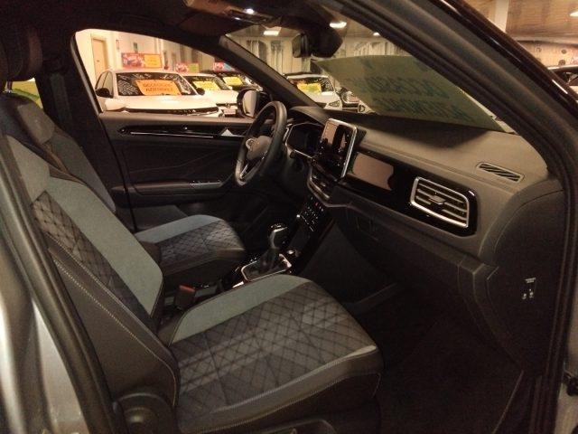 VOLKSWAGEN T-Roc 1.5 TSI ACT DSG R-Line 18" VIDEO LED