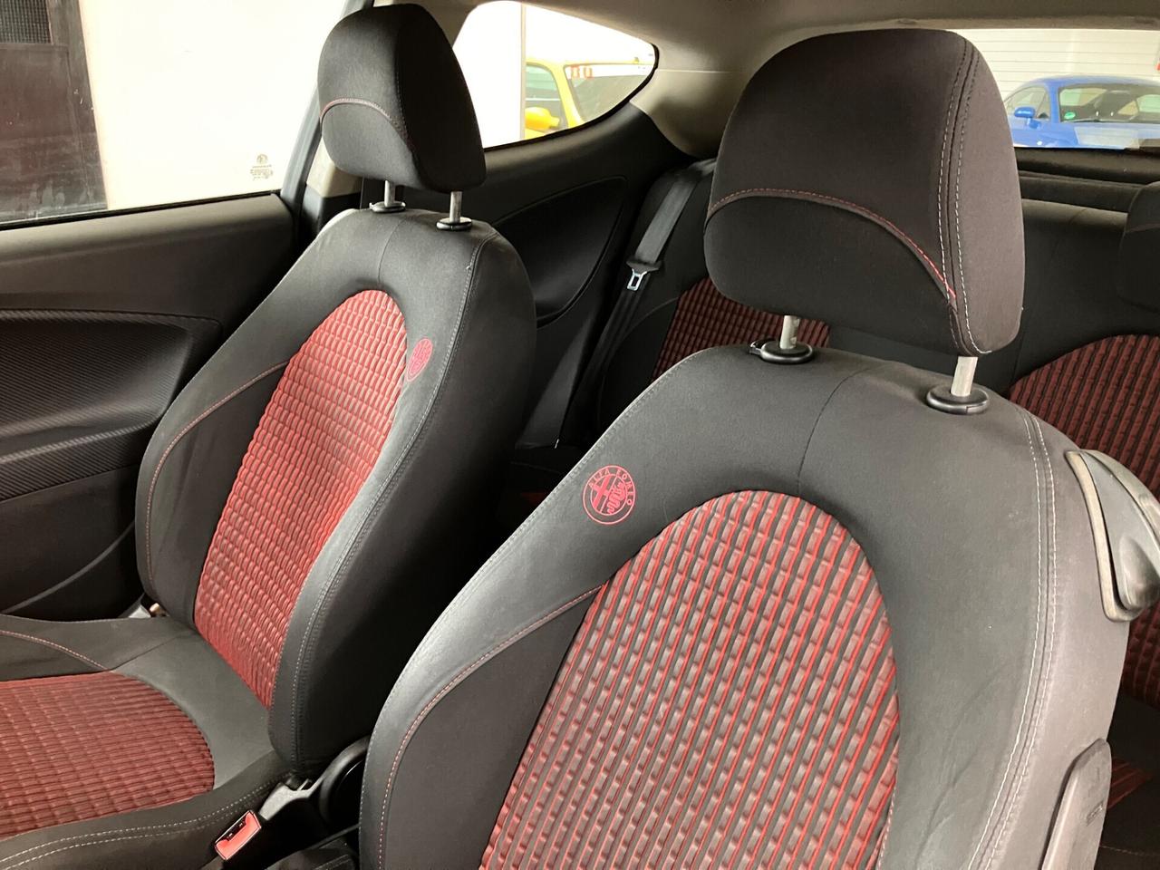 Alfa Romeo MiTo 1.4 Distinctive NEOPATENTATI