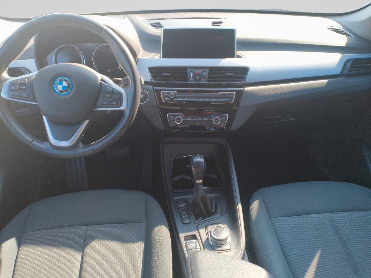 BMW X1 xdrive25e Business Advantage auto