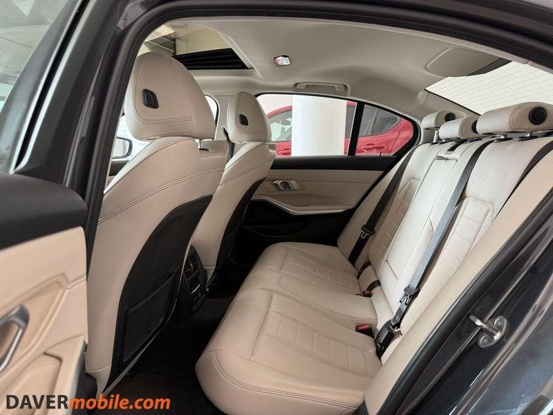 BMW Serie 3 330e Luxury aut.