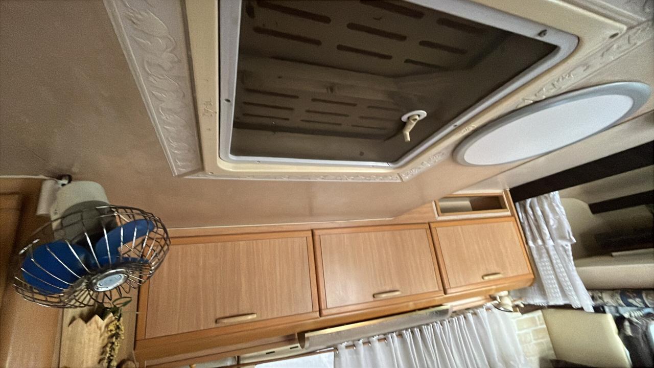CAMPER MANSARDATO FIAT DUCATO - ADRIA - OMOLOGATO 6 POSTI - 2.5D - 1989