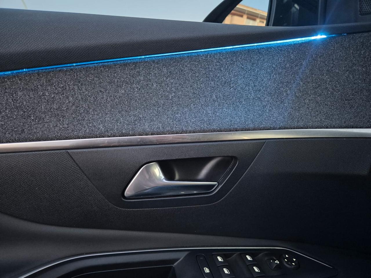 Peugeot 3008 BlueHDi 130 S&S EAT8 Allure Pack