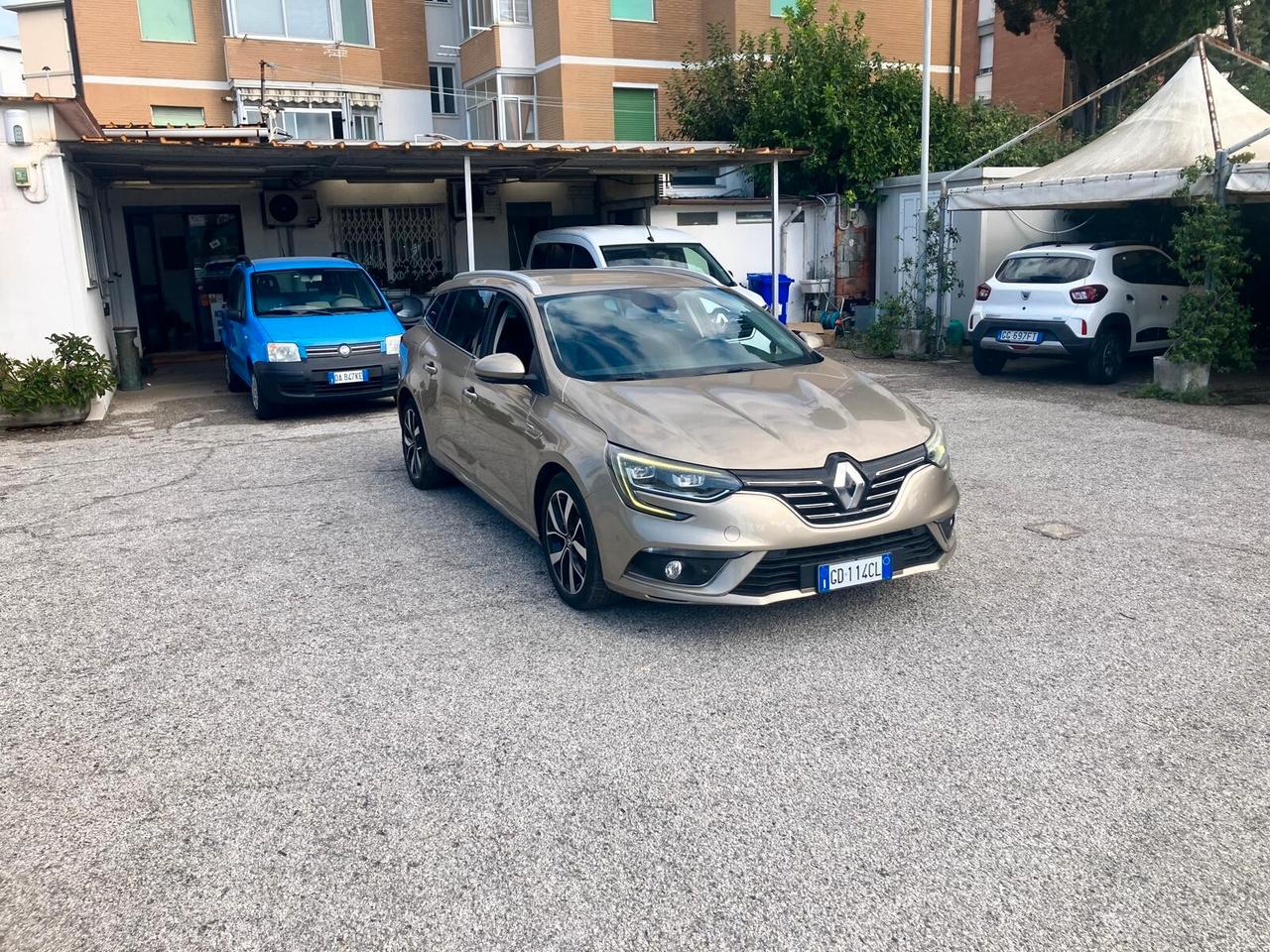 RENAULT MEGANE SPORTER 1.5 dCi 115cv Intens