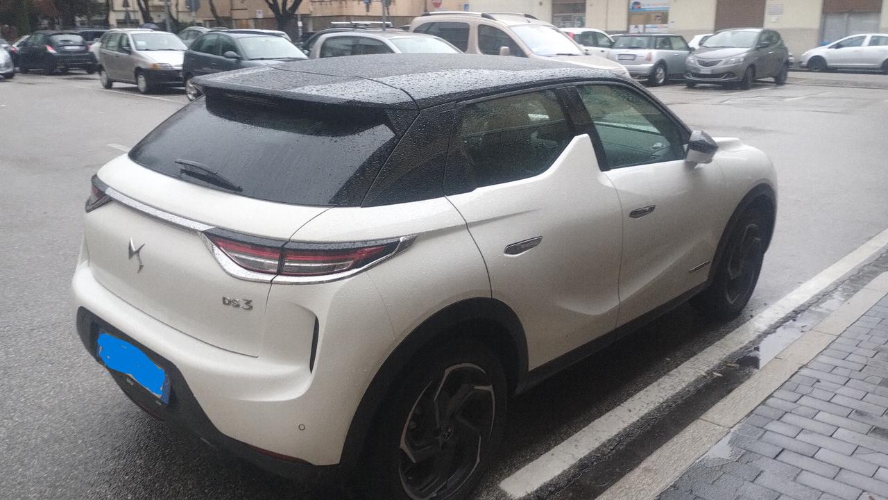 Ds DS3 3 Crossback BlueHDi 130 aut. Performance Line