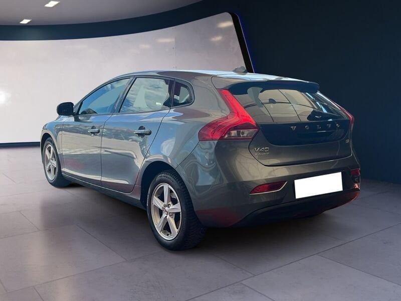 Volvo V40 D2 Geartronic Kinetic