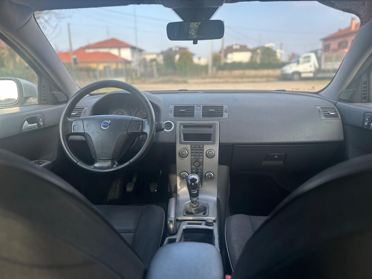 Volvo S40 1.6 16V cat Summum