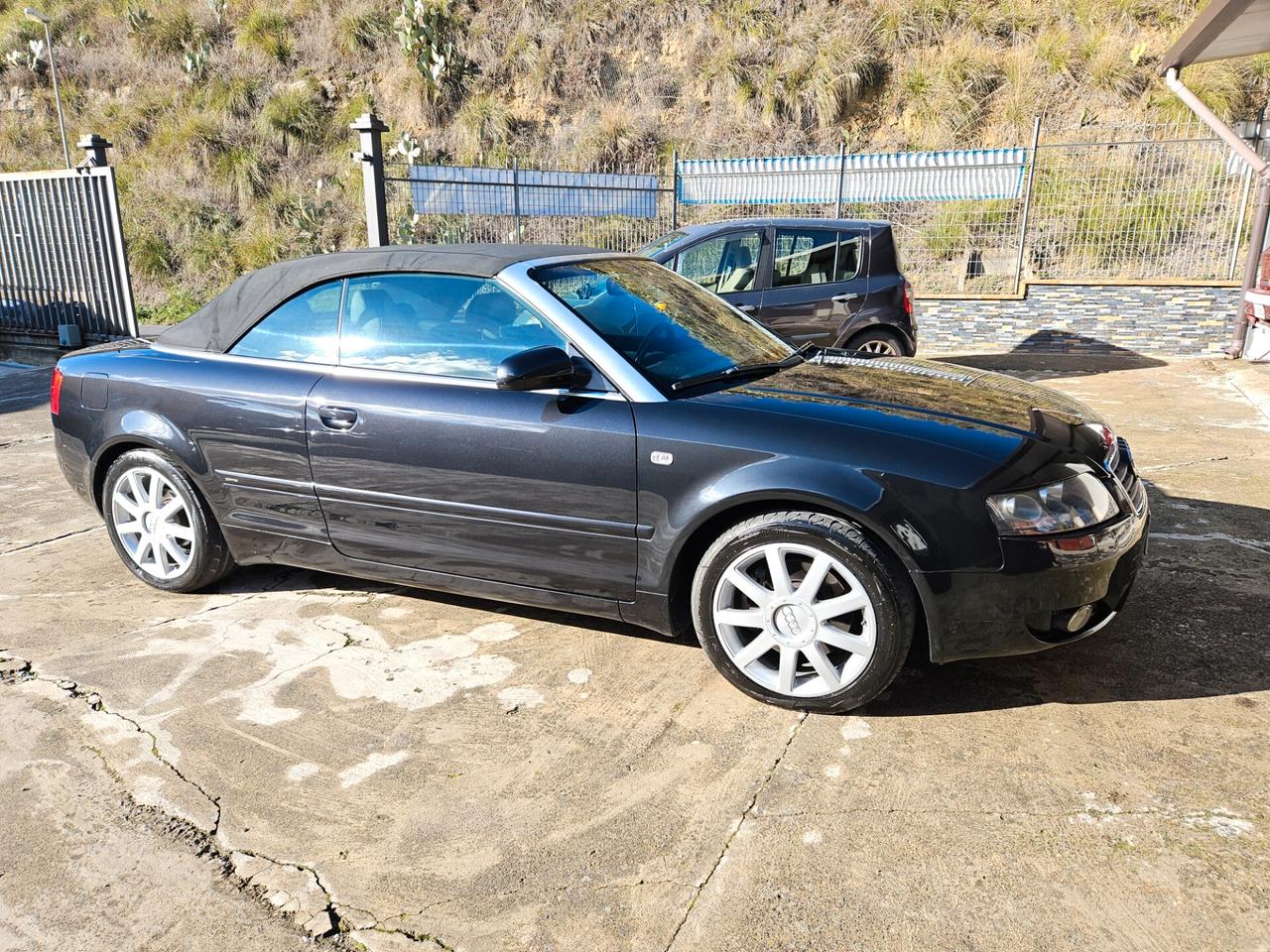 Audi A4 Cabriolet 2.5 V6 TDI cat 163cv