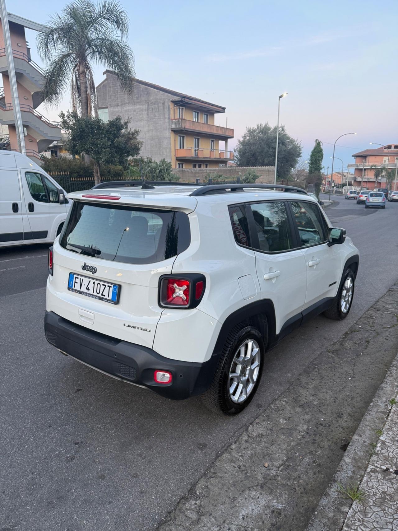 Jeep Renegade 1.6 Mjt 120 CV Longitude