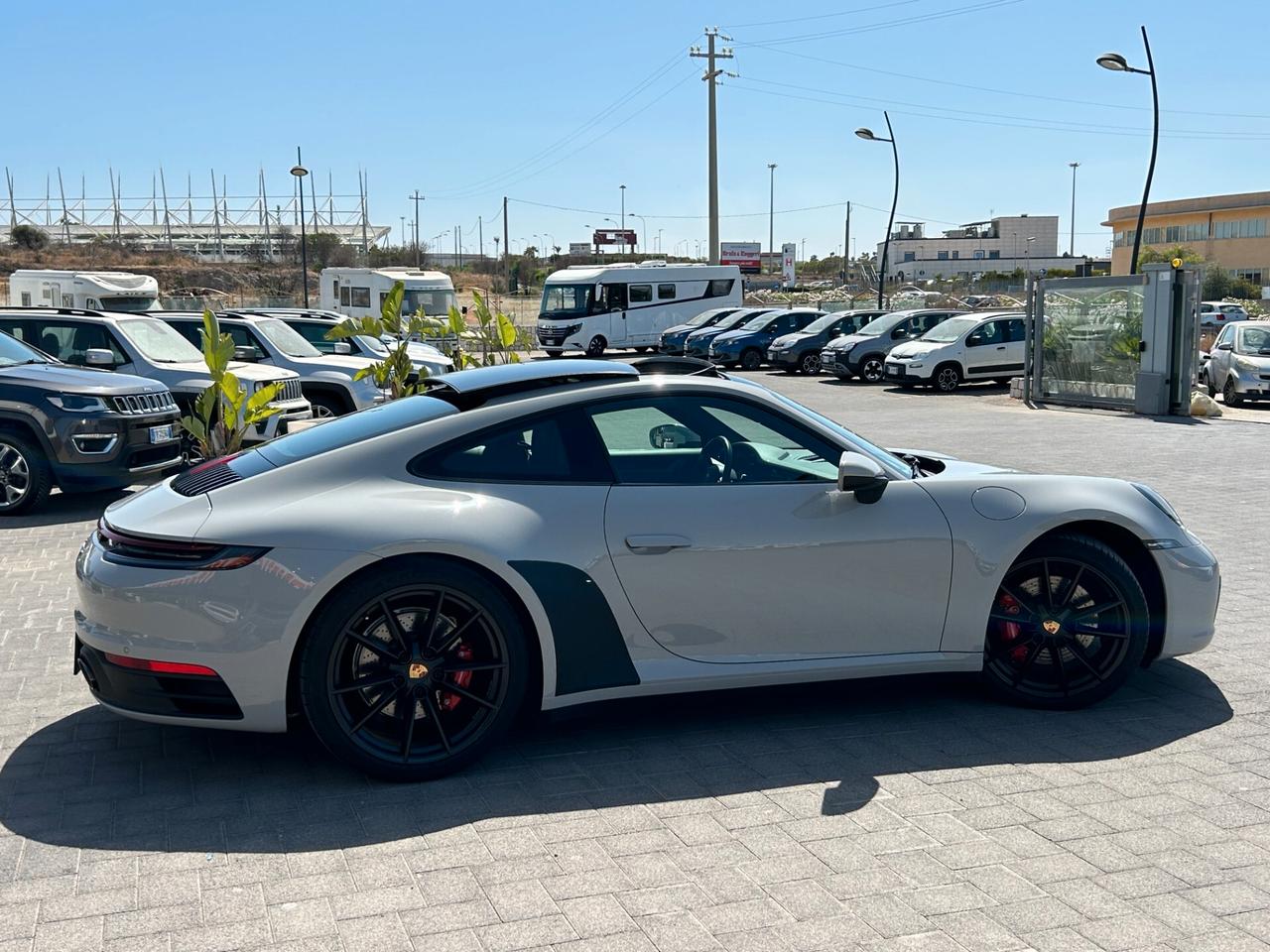 Porsche 911 992 Coupe 3.0 Carrera 4S auto
