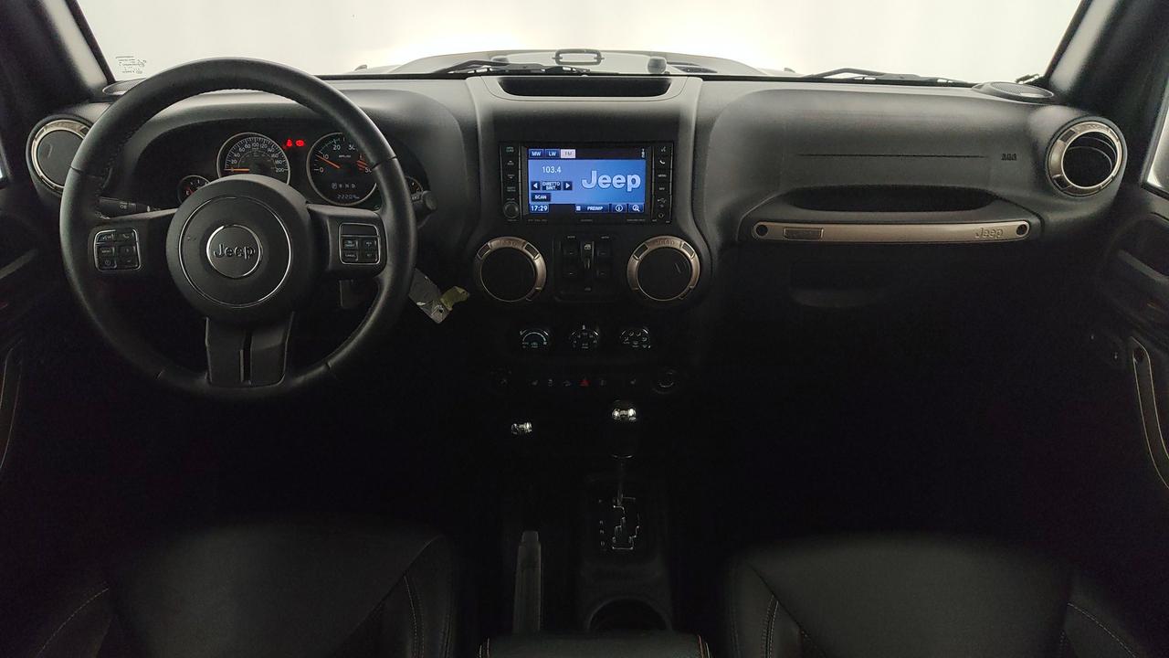 JEEP Wrangler III 2011 Unlimited - Wrangler Unlimited 2.8 crd 75t