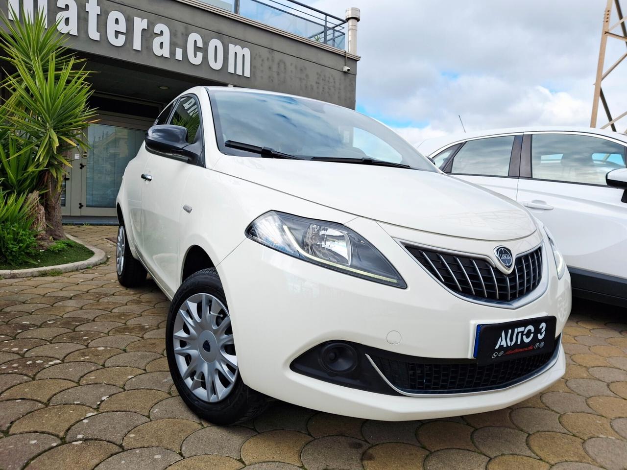 Lancia Ypsilon 0.9 TwinAir 5 porte Metano Ecochic Gold