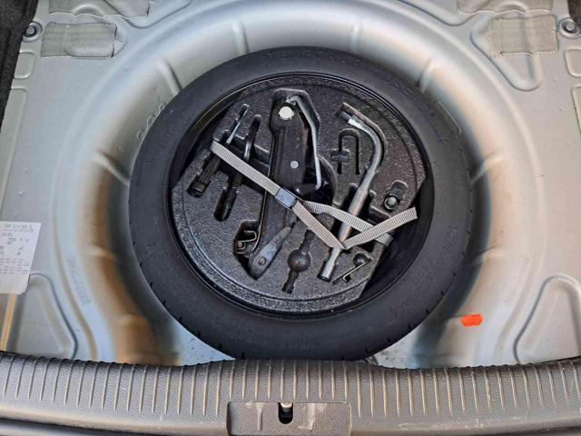 VOLKSWAGEN Golf 1.6 5p. Comfortline ok neopatentati