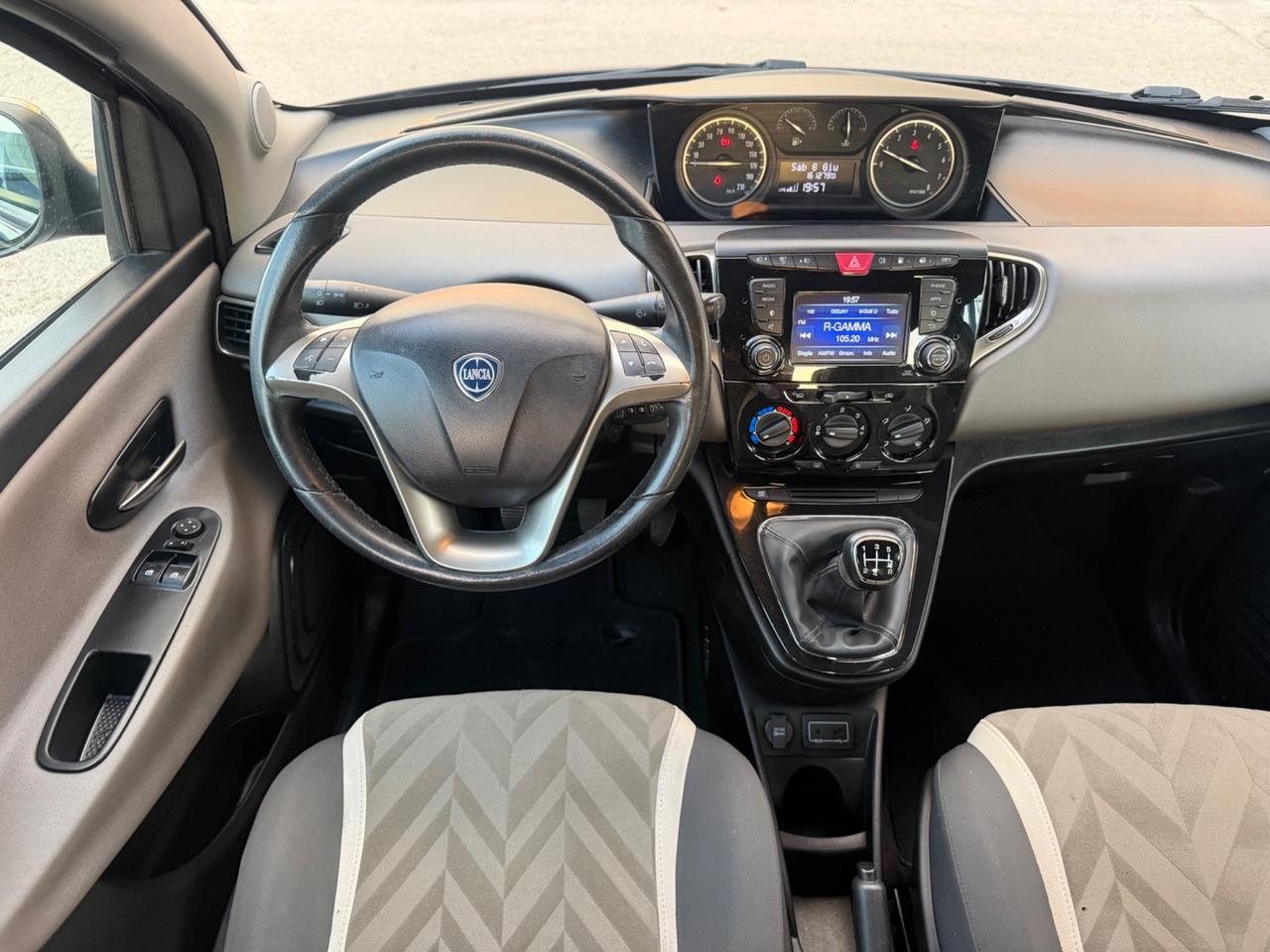 Lancia Ypsilon 1.2 69 CV GPL Ecochic 2017