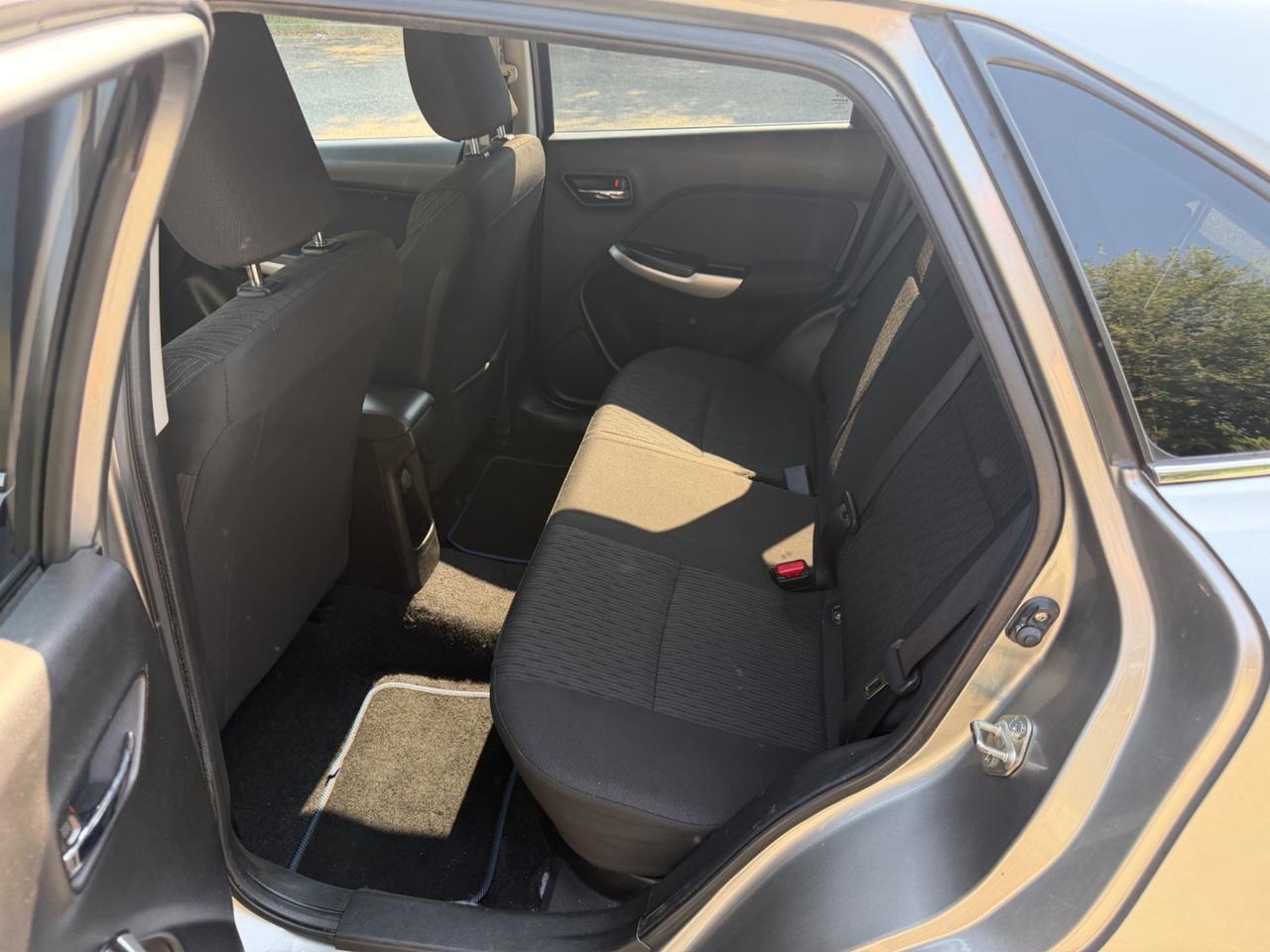 Suzuki Baleno 1.2 Hybrid B-Top