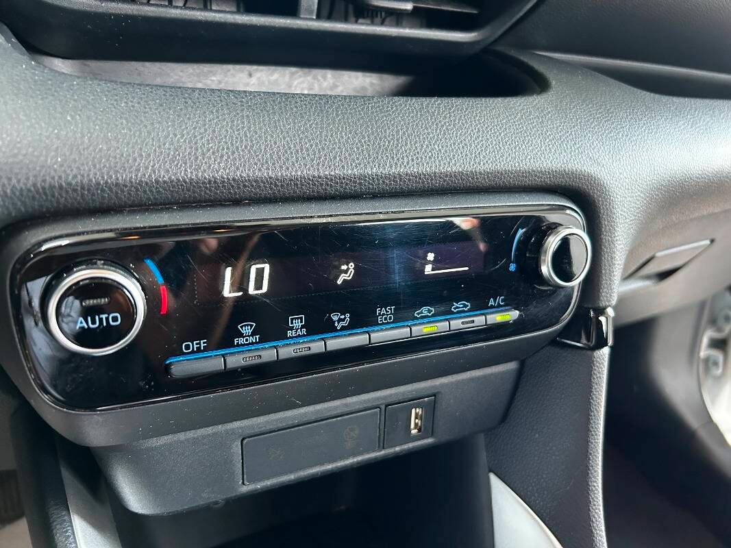 Toyota Yaris 1.5h Active