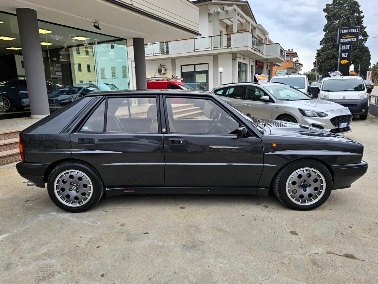 Lancia Delta 2.0i.e. turbo 16V HF integrale