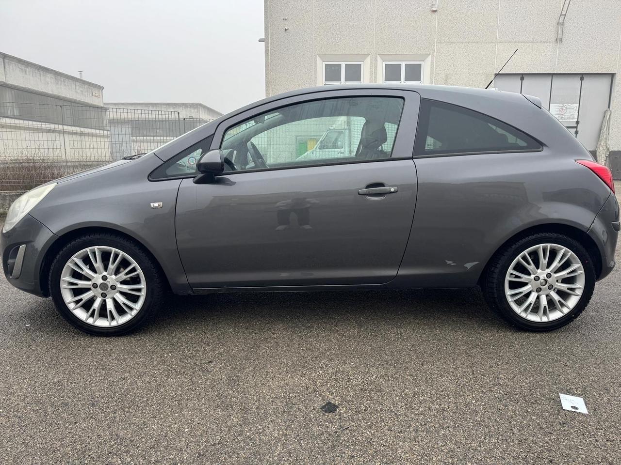 Opel Corsa 1.2 85CV 3 porte GPL-TECH Elective