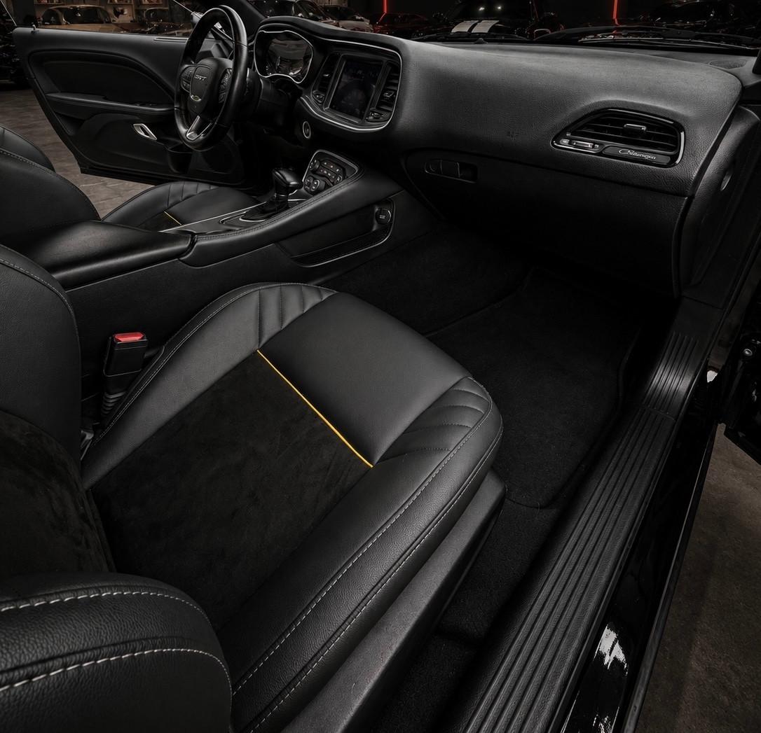 Dodge Challenger 5.7 RT