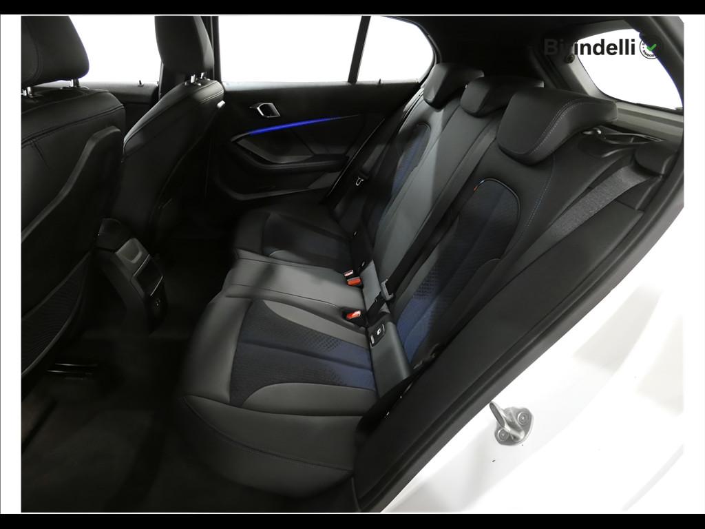 BMW Serie 1 (F40) - 116d 5p. Msport