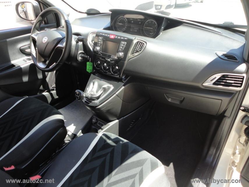LANCIA Ypsilon 1.3 MJT 95 CV 5p. S&S Platinum