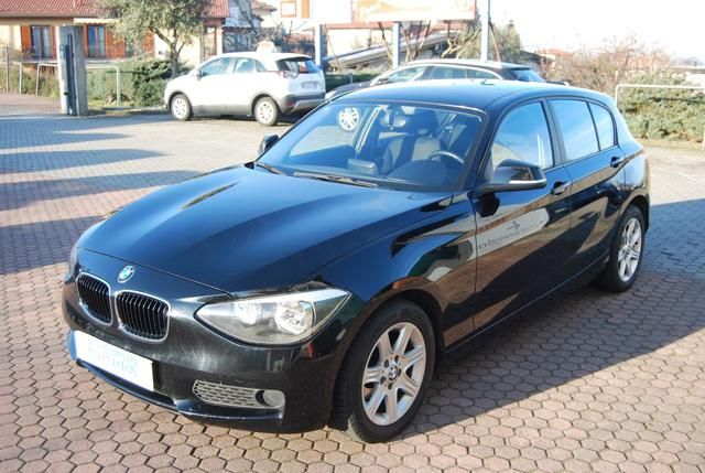 BMW 116 116D 5 PORTE AUTOMATICO 2013