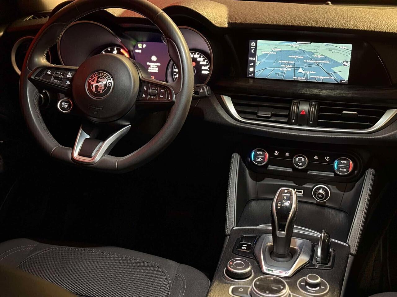 Alfa Romeo Stelvio 2.2 Turbodiesel 190 CV AT8 Q4 Business